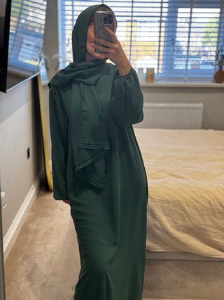 Nida abaya with crochet detailing scarf attached
